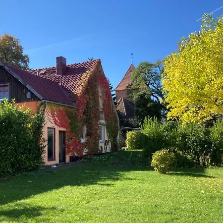 Kunterbunt: Urgemuetlich Und Fast Perfekt *