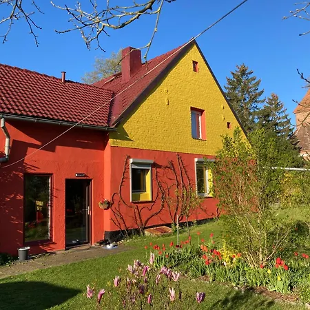 Casa de Férias Kunterbunt: Urgemuetlich Und Fast Perfekt
