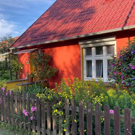 Kunterbunt: Urgemuetlich Und Fast Perfekt