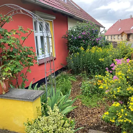 Kunterbunt: Urgemütlich Und Fast Perfekt Ferienhaus *